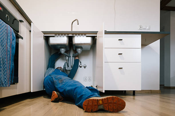 Professional Plumbing technician working in Florissant, MO